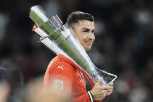 Cristiano Ronaldo Commits to Al Nassr Through 2027, Ending Transfer Speculation