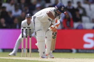 Greg Chappell Praises Rishabh Pant's Fearless Hitting, Compares India Star to Adam Gilchrist After Twin Centuries vs. England
