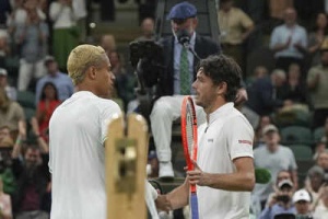Wimbledon's All-White Rule: Decoding the Tradition, Controversies, and Recent Changes