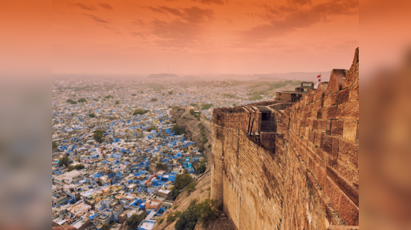 The Darjeeling Limited scenes in Rajasthan