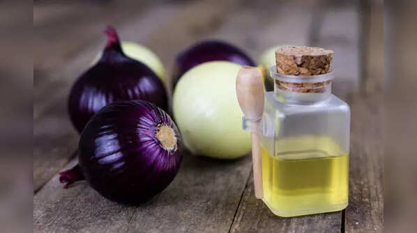 Onion juice stimulating hair regrowth