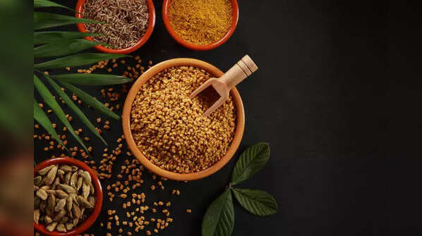 Fenugreek powder for stronger, thicker hair